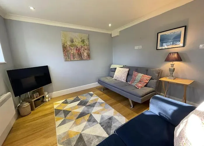 Brook House Apartment