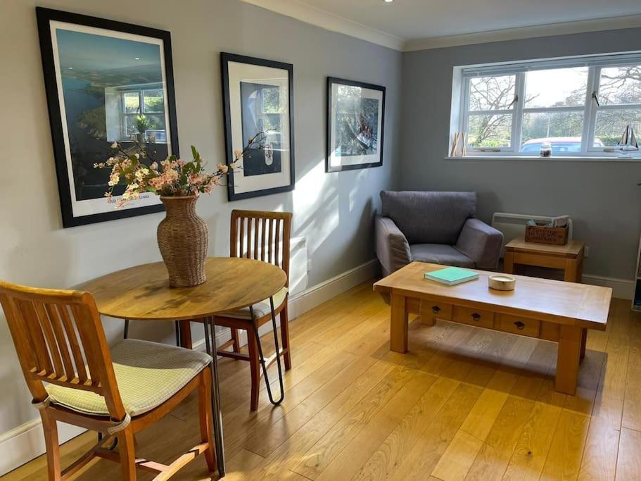 Brook House Apartment